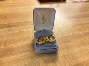 Vintage 14K Yellow Gold Hoop Earrings Irish Claddagh Puffed Hoops Love Luxury - Picture 1 of 4