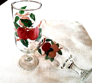 Franciscan Apple Iced Tea   Glasses   Footed  12 Oz.   7.5 In.  Two - Picture 1 of 6