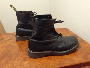 Botas de trabajo para mujer Dr. Martens AW004 AirWair. Talla 11. Negro. - Imagen 1 de 10