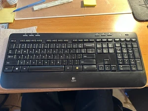 Logitech K520 Wireless Keyboard + M310 Logitech Mouse + RECEIVER - Picture 1 of 6