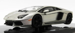 Hot Wheels 1/43 Scale BCK06 - Lamborghini Aventador - Batman - Picture 1 of 4