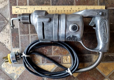 Vintage 1930 Milwaukee 1/4"  aluminum electric  Drill in good working condition! - Image 1 of 4