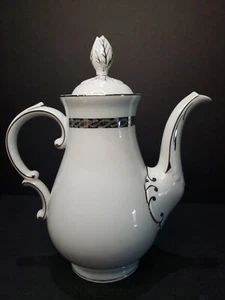 Fukagawa Silver Lichen China Tea/coffee Pot fern pattern - Picture 1 of 6