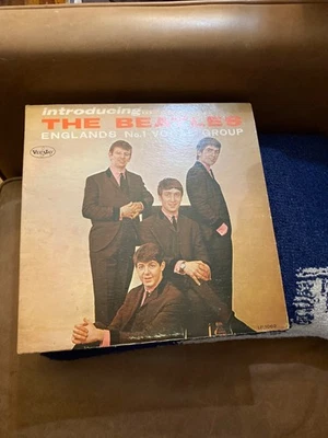 BEATLES  VJ  BRACKETS INTRODUCING THE BEATLES  1-24-1964 Mono Vee Jay LP - Image 1 of 4
