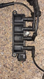 Fiat 500 312 Ford KA Mk2 1.2 Petrol Ignition Coil Pack & Leads 55200112 2007-15 - Picture 1 of 2