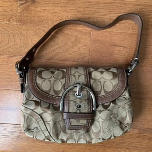 Coach Soho Signature Schultertasche hellbraun Monogramm 10296 Y2K 90er LESEN - Bild 1 von 16