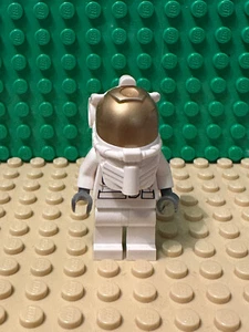 lego minifigure Utility Shuttle Astronaut Female 2015 Space City cty0567 - Picture 1 of 1