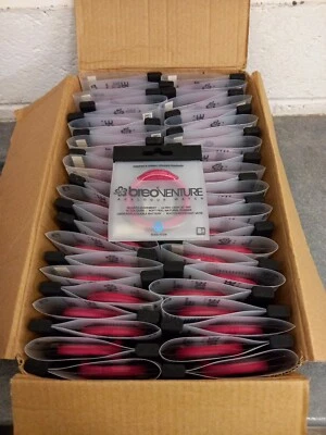 Lote de trabajo 45x Reloj con correa analógica Breo VENTURE en rojo rubí (talla mediana 17 m)  Foto 1 de 4