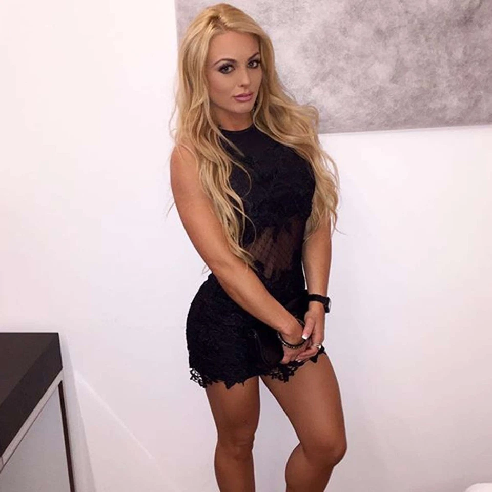 FOTO 8X10 WWE DIVA SUPERESTRELLA MANDY ROSE CON BORDES Foto 1 de 1