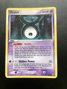 Unown V/28 Pokemon Karte Unseen Forces Holo TCG Unbekannt Ultra Rare MP - Bild 1 von 2