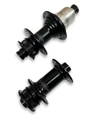 Fulcrum Rapid Red 900 Hubset – XDR Rear 12x142, Front 12x100, 28H, Disc, 11/12s - Image 1 of 4