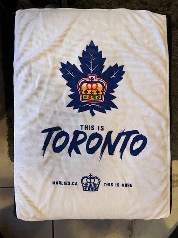 Toronto Marlies rally towel Cover