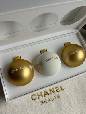 Chanel Adorno Adorno Decoración Vacaciones Navidad Nuevo 2024 Harrods Recibo Foto 1 de 4
