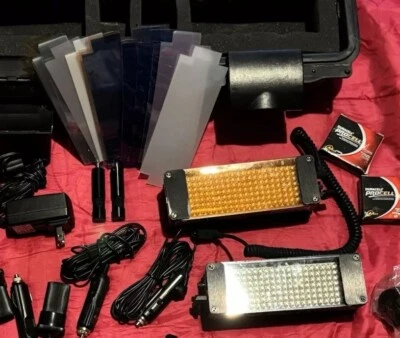 🔥LITEPANELS LP20 Spot LED Portable Light with Rechargeable Batt Pack & Access - Image 1 of 4