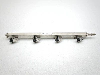 Riel inyector de combustible de gas 21-24 Polaris Slingshot S 2521833 Foto 1 de 4