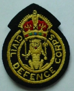 Lote004 - Insignia o parche de tela vintage del CUERPO DE DEFENSA CIVIL con hilo de oro - Imagen 1 de 2