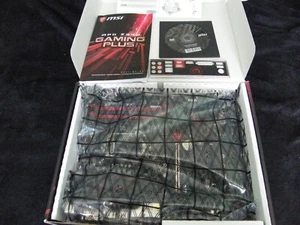 MSI MPG Z390 Gaming Plus ATX LGA 1151, Intel Motherboard (Faulty but working ) - Afbeelding 1 van 12