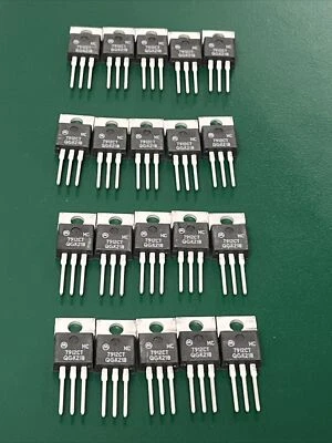 MOTOROLA ~ MC7912CT ~  Regulator Neg -12V 1A 3-Pin(3+Tab) TO-220 Rail 20 PCS - Image 1 of 2