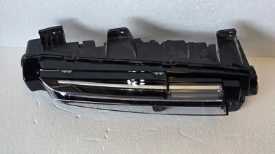 2021 2022 2023 2024 CADILLAC ESCALADE & ESV DAYTIME RUNNING FOG LIGHT 85117442 - Image 1 of 4