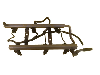 2005-2006 Chevrolet Uplander Fuel Injector Rail With Set Of 6 Injector OEM - Image 1 of 4