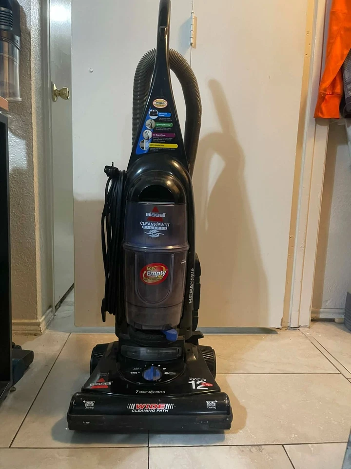 Bissell Vacuum Cleaner Model 3576-H – Powerful Deep Cleaning – Used & Fully Test - Image 1 of 4
