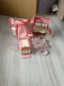 Barbie Kofferhaus Faltbar In Rosa Schleife Von 1998 Gebraucht - Bild 1 von 7