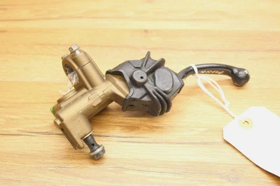 11 Kawasaki KX450 F KX 450 2011 cilindro maestro de freno delantero con palanca de colmillo Foto 1 de 4