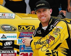NASCAR Star Carl Edwards foto firmata 8x10 certificato di autenticità - Foto 1 di 1