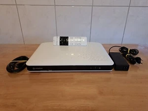 Vodafone TV Center 1000 Kabel, Sat & IPTV Receiver (320 GB) Festplatten-Recorder - Bild 1 von 11