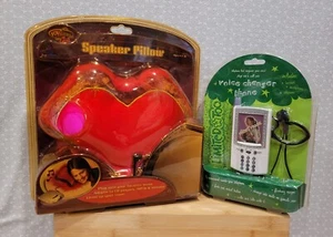 2000s Y2K Youniverse Girl Speaker Pillow & Limited Too Voice Changer Phone Set - Picture 1 of 16