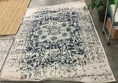 Tapete de pilha prensado CREME/MARINHO 5'-3" X 7'-6", preço reduzido 1172653451 MAD603D-5 - Imagem 1 de 4