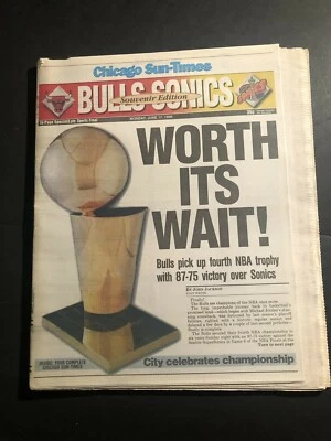 1996 CHICAGO Sun Times BULLS WIN 4th CHAMPIONSHIP Michael JORDAN Scottie PIPPEN - Image 1 of 2