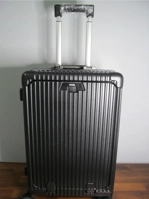 NOBLE All-In-One Carry-On Zipperless Aluminum Frame With Black Luggage Tag NWT! - Image 1 of 4
