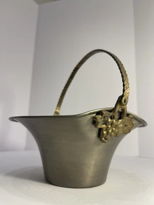 复古黄铜聚会篮编织手柄水果篮葡萄图案精致 — 第 1/4 张图片