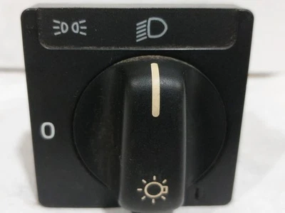 1993 to 1998 Volvo 850 960 S90 V90 Headlight Switch 6849766 Black - Image 1 of 4