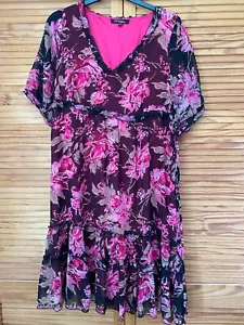 Summer dress, floral pattern with short sleeves, fully lined, size 16 - Picture 1 of 13