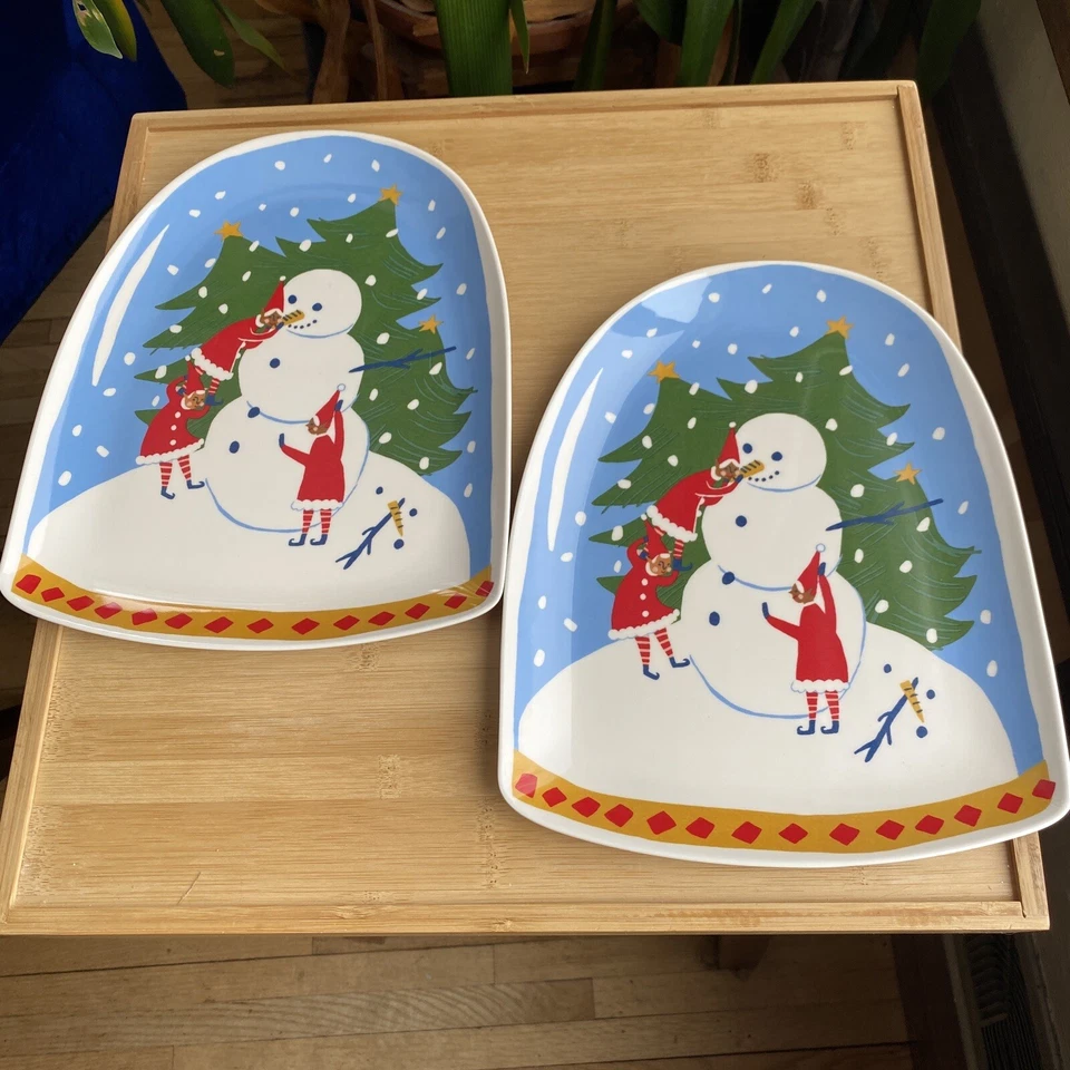 TARGET Wondershop Melamine Plates Snowman Elves Christmas SnowGlobe SET OF 6