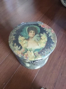 Antike viktorianische Kragenschatulle um 1900, Zelluloid, Dame mit Blumen, rund - Bild 1 von 11