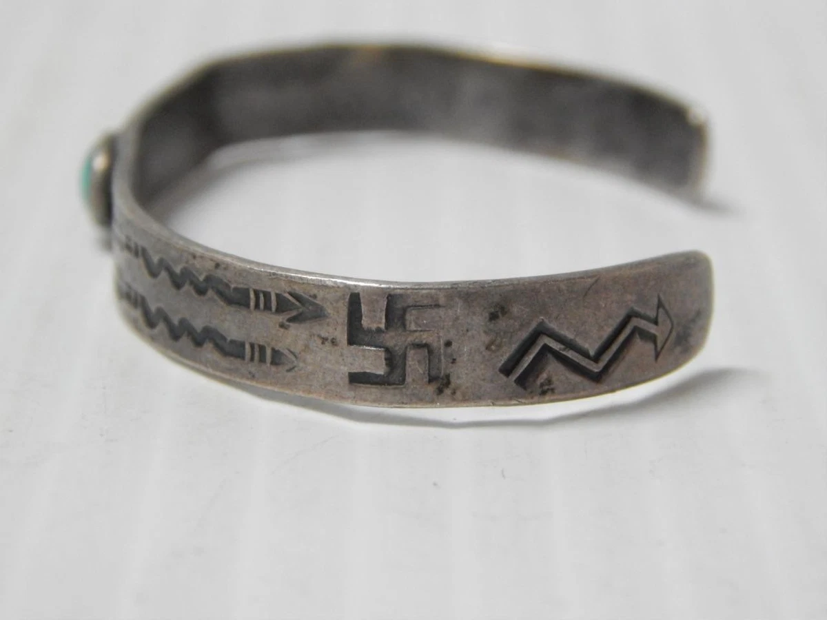 1920〜1940s NAVAJO Swastika Ring silver 1920's - 30's Fred Harvey Era Navajo Silver Ring with Swastika size 4