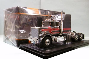 Ixo - Camion MACK SUPERLINER MAGNUM 1985 gris métallisé réf. TR187 Neuf 1/43 - Foto 1 di 6