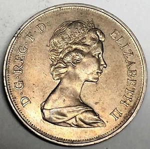 # C8769 GREAT BRITAIN COIN, 25 PENCE 1972 rim nick - Picture 1 of 2