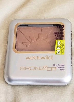Wet n Wild Bronzer 703 Rio Radiance Bronze Bronzzer Ultimate Bronzing Powder .26 - Image 1 of 3