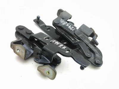 Dobradiça capô Maserati Quattroporte 2005 AMD206980 - Imagem 1 de 4