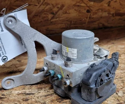 2017 Chevrolet Malibu ABS Anti-Lock Brake Pump Module 84084528 OEM Genuine Foto 1 de 4