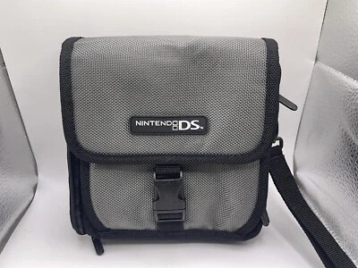 Custodia con Licenza Nintendo Ds A.L.S. Industries Ufficiale Buone Condizioni - Immagine 1 di 4