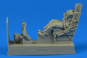 Aires 320113 1/32 USAF F-105D Pilot w/Ejection Seat for Trumpeter - Picture 1 of 1