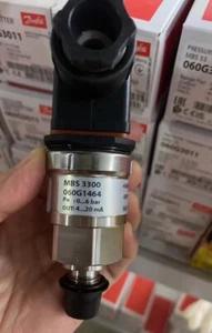 NEW Danfoss MBS3300 060G1464 pressure sensor - Picture 1 of 2