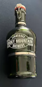 Tennessee Smokey Mountain Brewery Glass Growler 2L Botella Manija de Metal Swing Top - Imagen 1 de 8