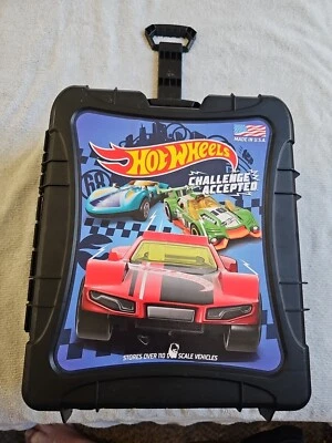 Hot Wheels Challenge Accepted 110 Plastic Car Carrying Case W/handle And Wheels - Image 1 of 4
