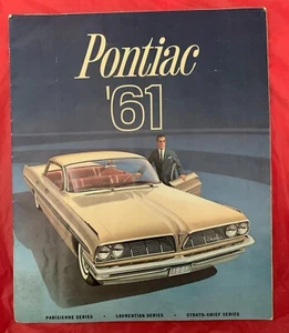 1961 Pontiac "PARISIENNE / LAURENTIAN / STRATO-CHIEF"- Original Car Brochure - Imagen 1 de 10